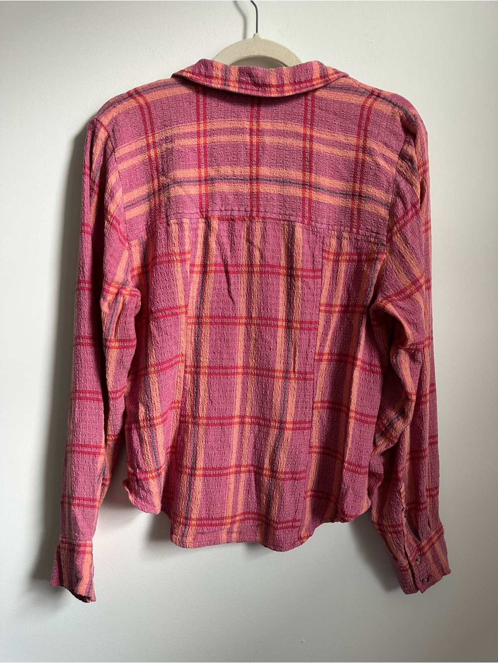 Anthropologie Pilcro Ruched Deep V-Neck Pink Buttondown Plaid Blouse Women’s M - Picture 4 of 10